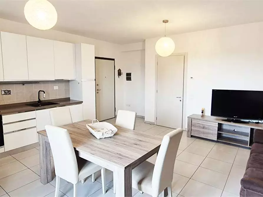 Immagine 3 di Trilocale in vendita  in Via pascoli a Prato