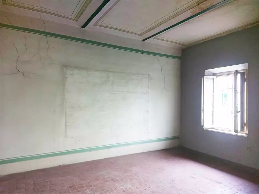 Immagine 4 di Villa in vendita  a Prato