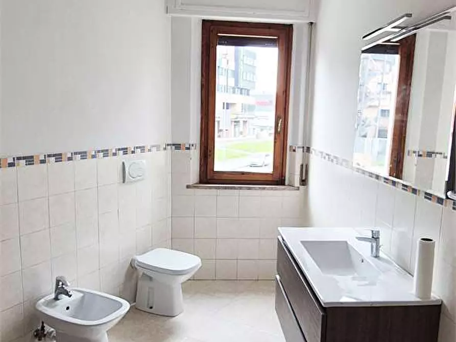 Immagine 10 di Quadrilocale in vendita  a Prato