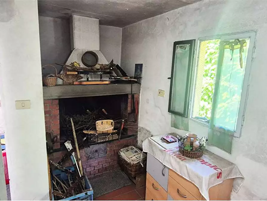 Immagine 22 di Casa indipendente in vendita  a Prato