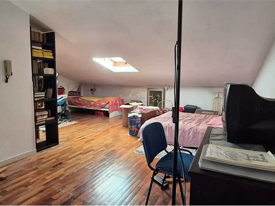 Immagine 44 di Casa indipendente in vendita  a Prato