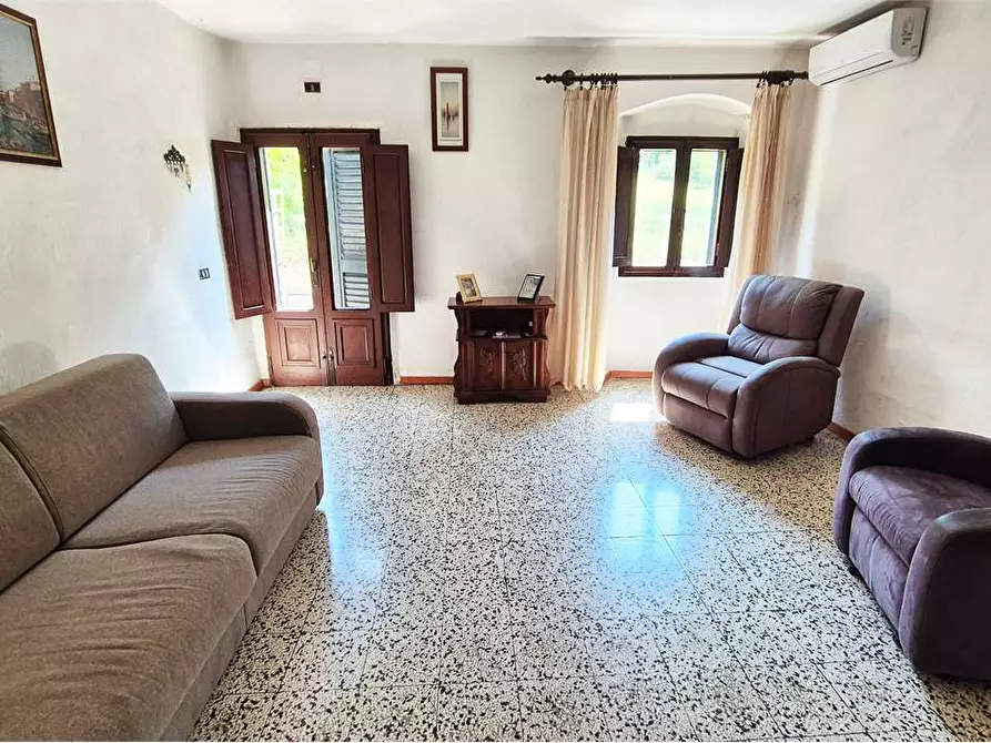 Immagine 6 di Casa indipendente in vendita  a Quarrata