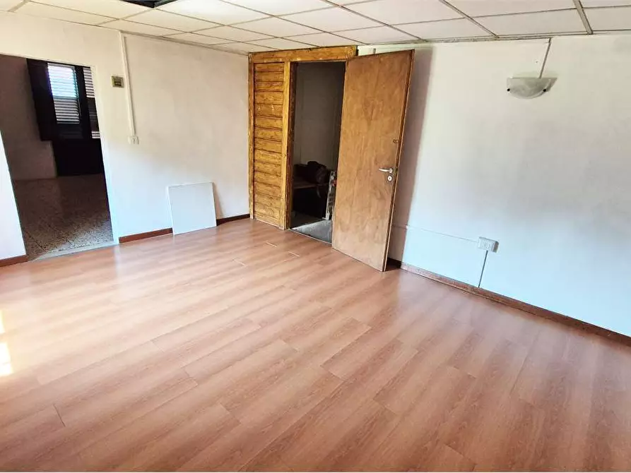 Immagine 20 di Casa indipendente in vendita  a Quarrata