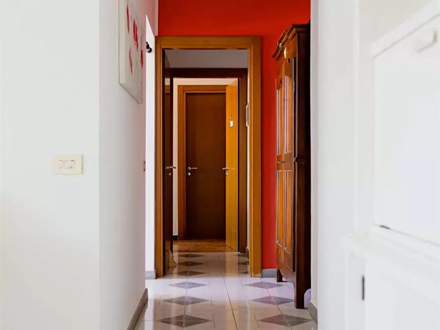 Immagine 30 di Quadrilocale in affitto  a Carmignano