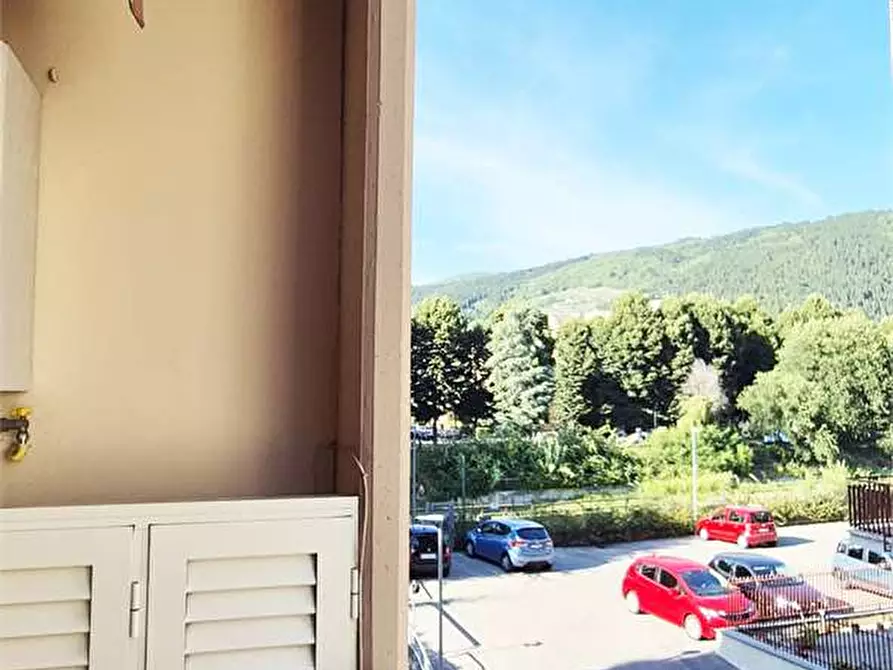 Immagine 16 di Quadrilocale in vendita  a Prato