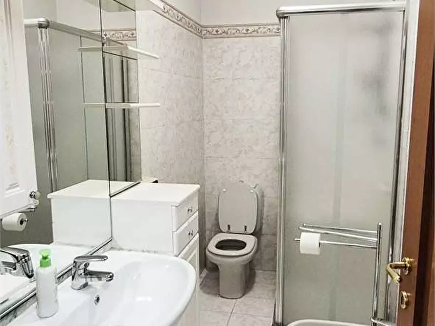 Immagine 12 di Quadrilocale in vendita  a Prato