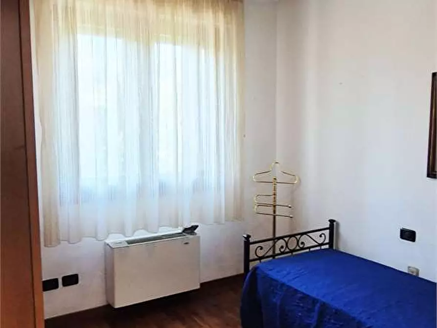 Immagine 11 di Quadrilocale in vendita  a Prato