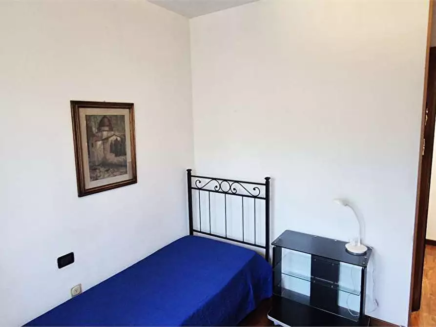 Immagine 26 di Quadrilocale in vendita  a Prato