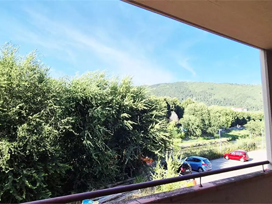 Immagine 17 di Quadrilocale in vendita  a Prato