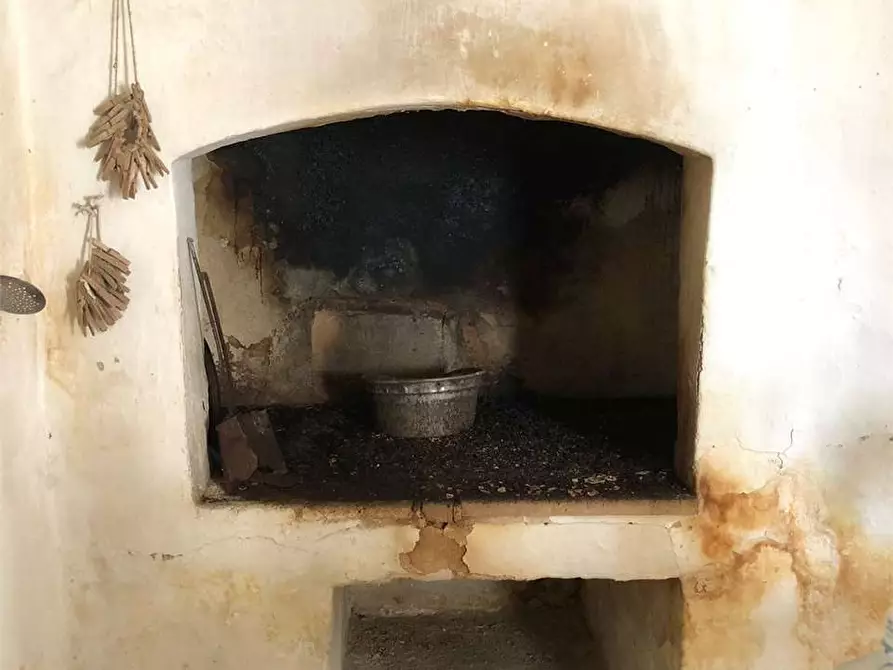 Immagine 18 di Rustico / casale in vendita  a Alliste