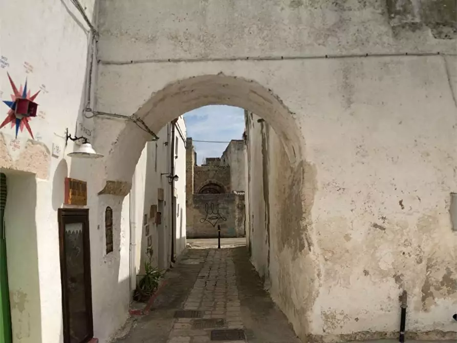 Immagine 11 di Rustico / casale in vendita  a Alliste