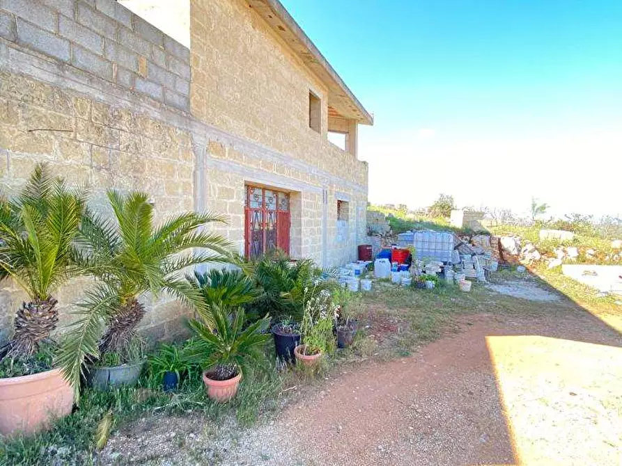 Immagine 4 di Rustico / casale in vendita  a Casarano