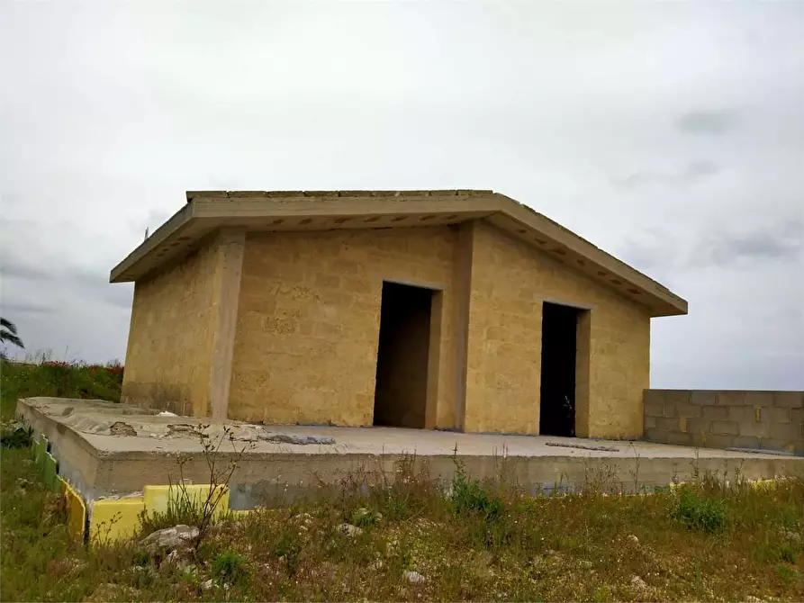 Immagine 5 di Rustico / casale in vendita  a Casarano