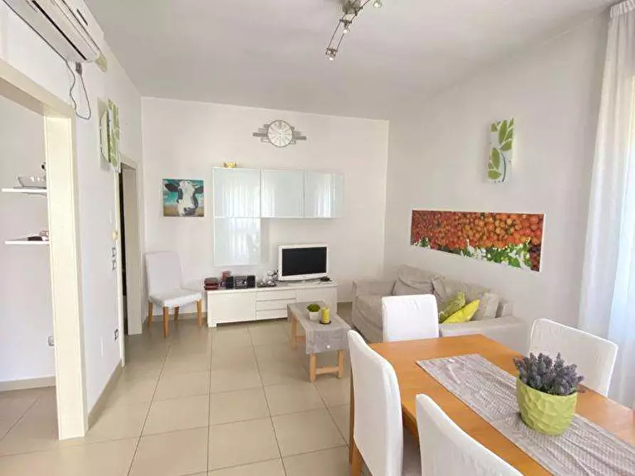 Immagine 3 di Appartamento in vendita  a Casarano