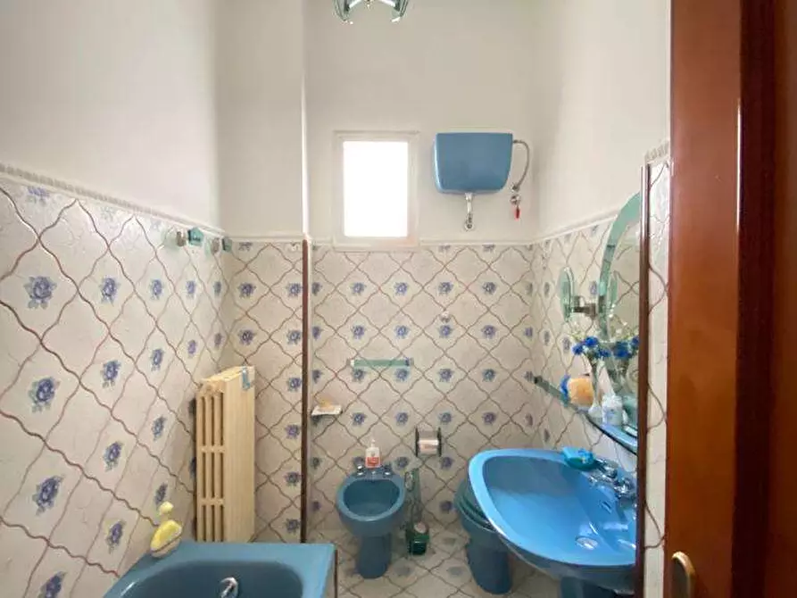 Immagine 23 di Casa indipendente in vendita  in Via Roma a Casarano