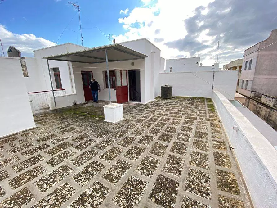 Immagine 27 di Casa indipendente in vendita  in Via Roma a Casarano