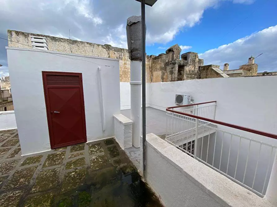 Immagine 28 di Casa indipendente in vendita  in Via Roma a Casarano