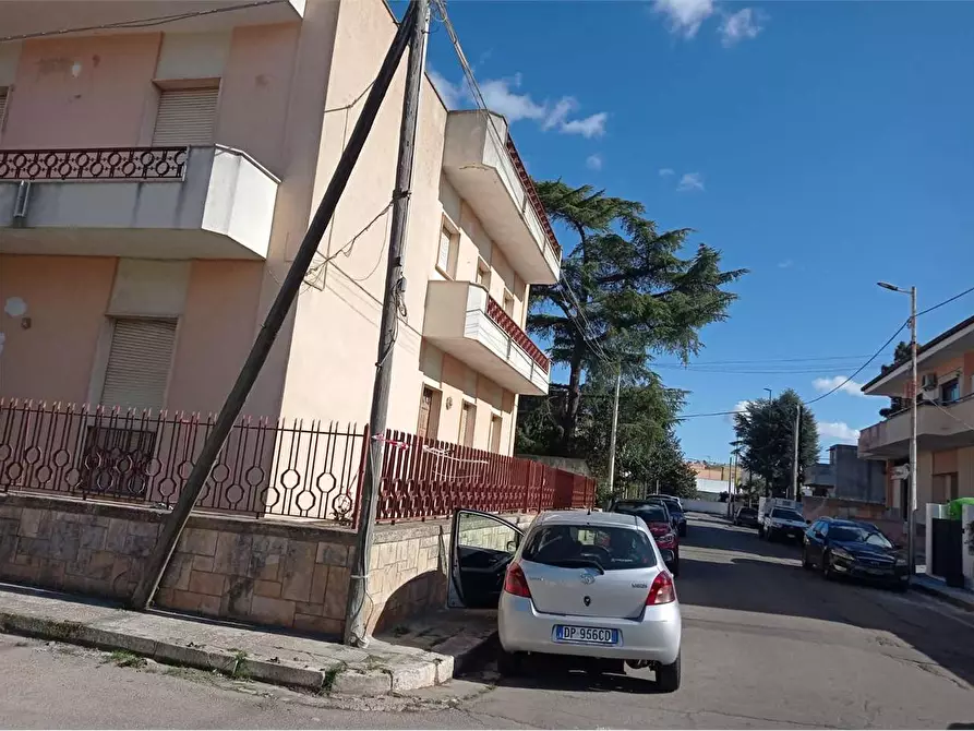 Immagine 2 di Stabile in vendita  in Via Boito a Casarano