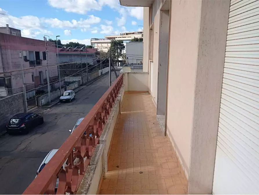 Immagine 18 di Stabile in vendita  in Via Boito a Casarano