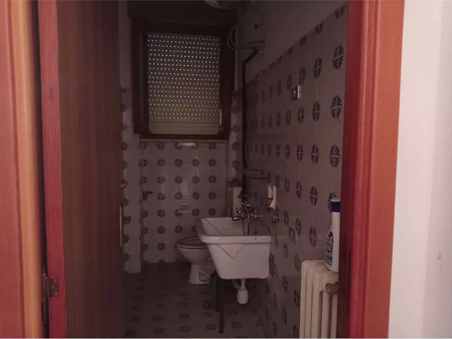 Immagine 30 di Stabile in vendita  in Via Boito a Casarano