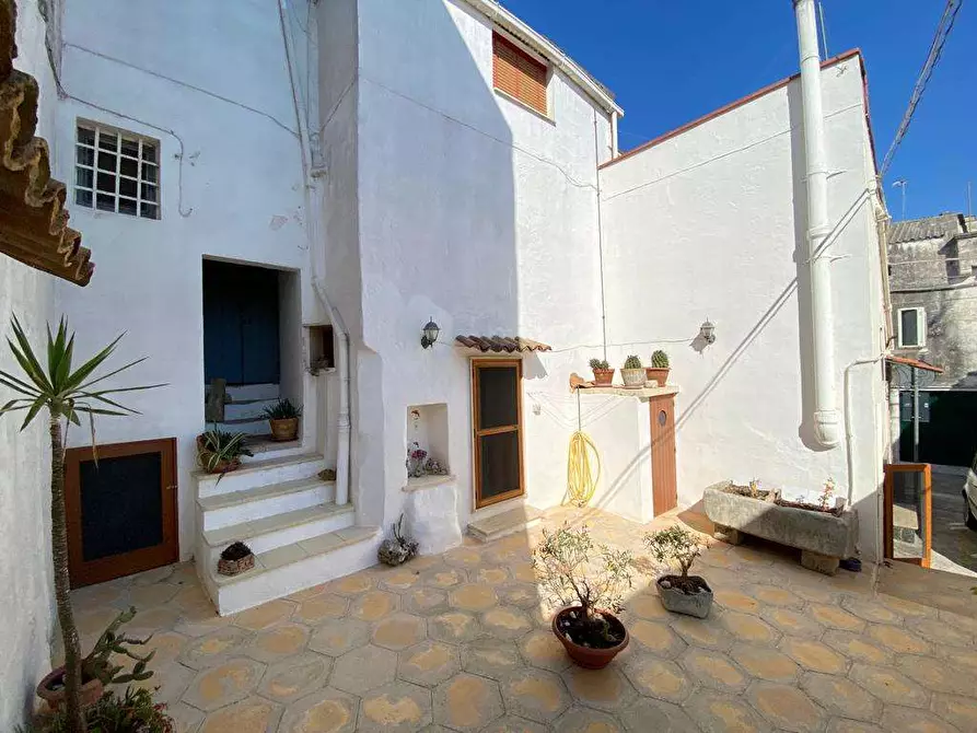 Immagine 24 di Casa indipendente in vendita  in via A.  Zezza a Ruffano