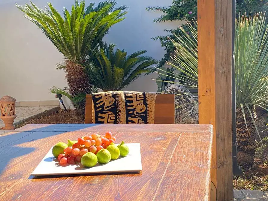 Immagine 5 di Casa indipendente in vendita  in via amalfi  a Taviano