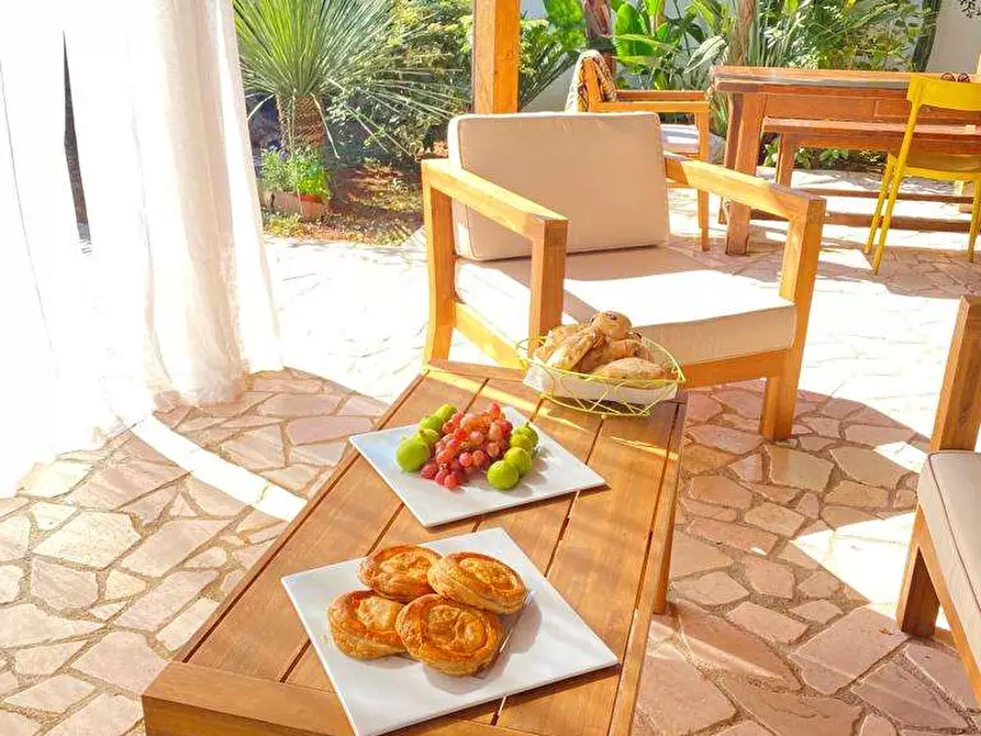 Immagine 3 di Casa indipendente in vendita  in via amalfi  a Taviano