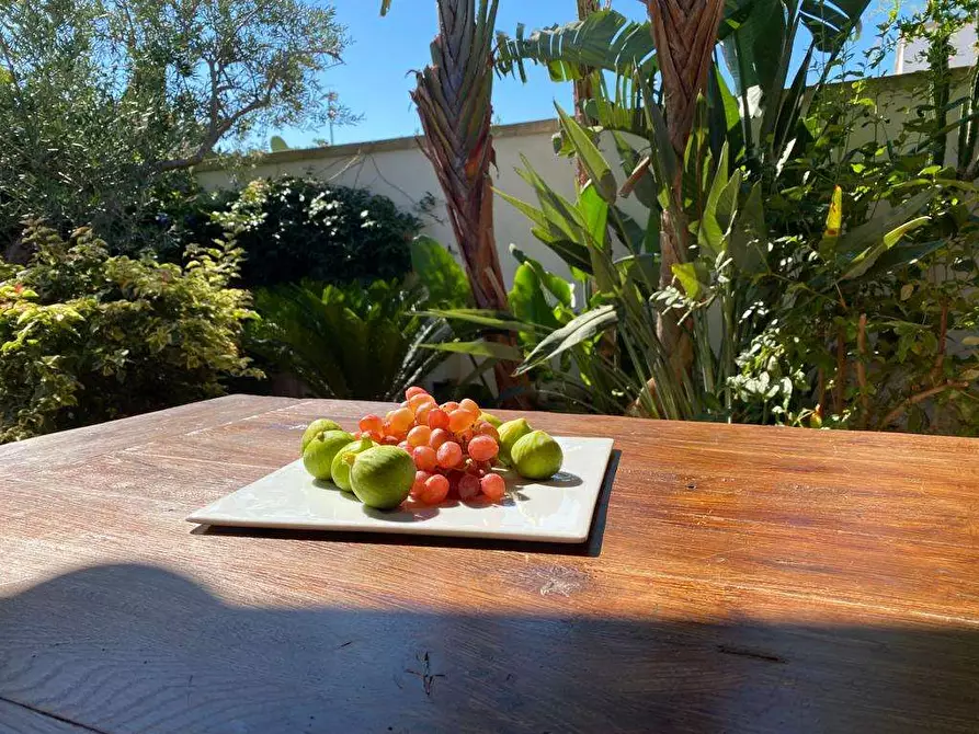 Immagine 6 di Casa indipendente in vendita  in via amalfi  a Taviano