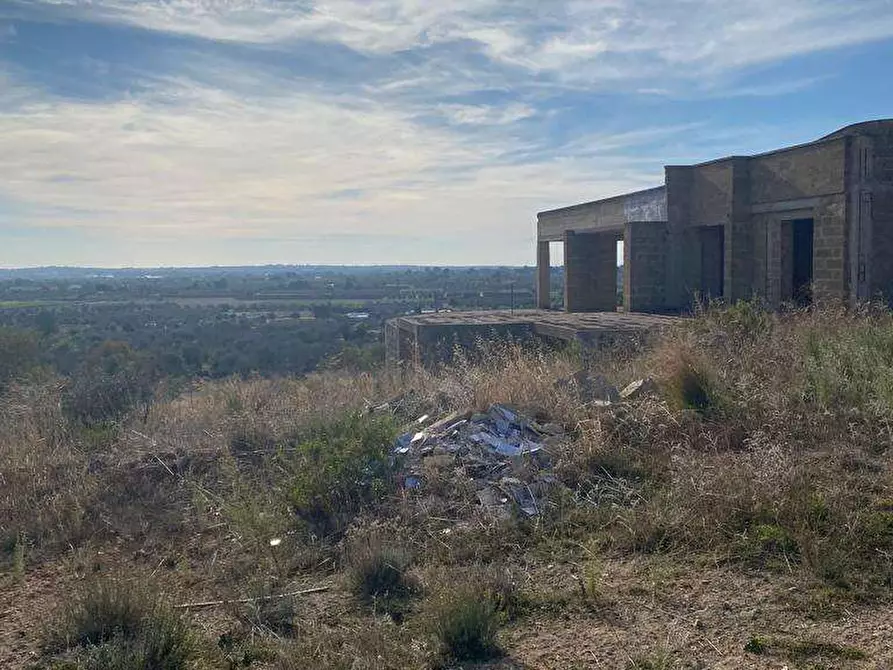 Immagine 11 di Rustico / casale in vendita  a Casarano