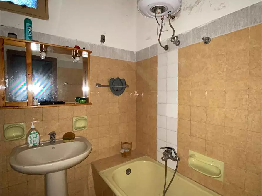 Immagine 11 di Casa indipendente in vendita  in Via Alberti a Collepasso