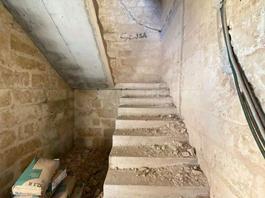 Immagine 17 di Rustico / casale in vendita  a Casarano