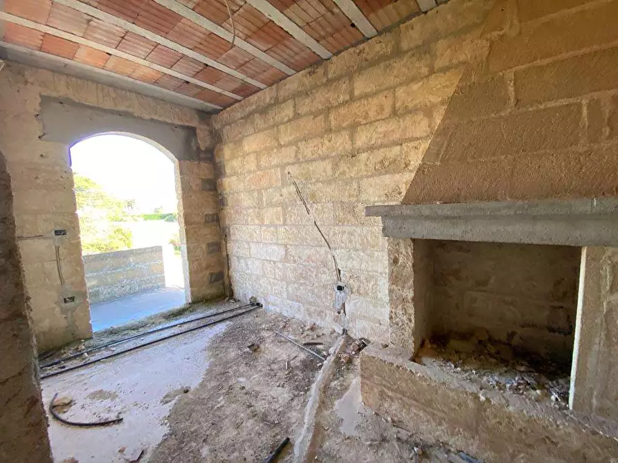 Immagine 9 di Rustico / casale in vendita  a Casarano