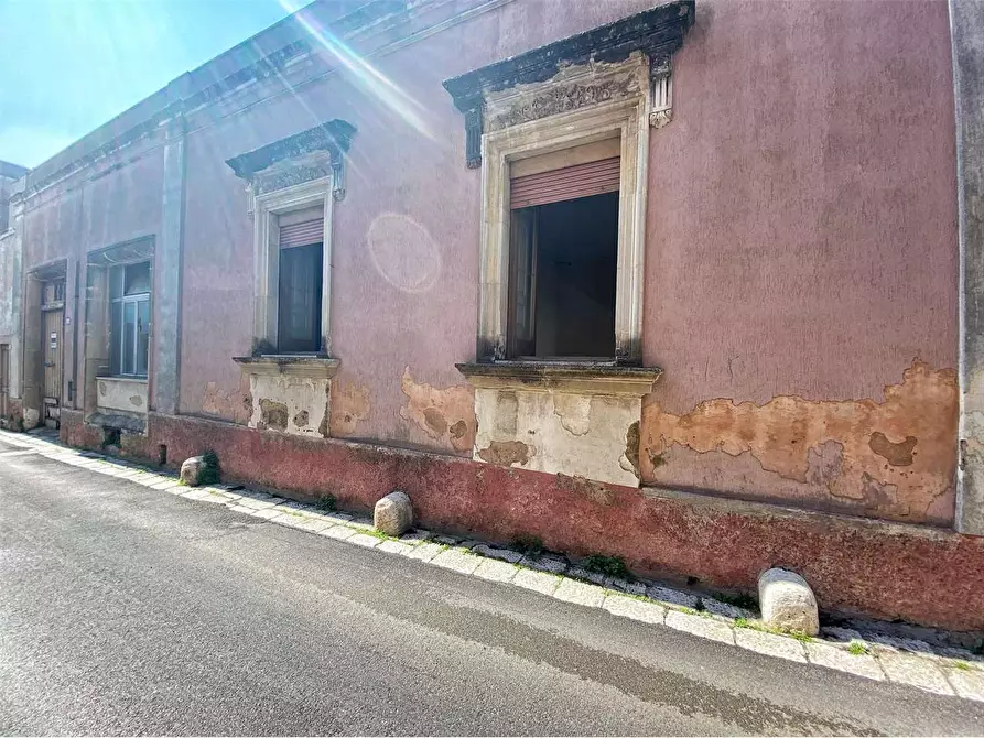 Immagine 6 di Stabile in vendita  in CAVOUR 25 a Casarano
