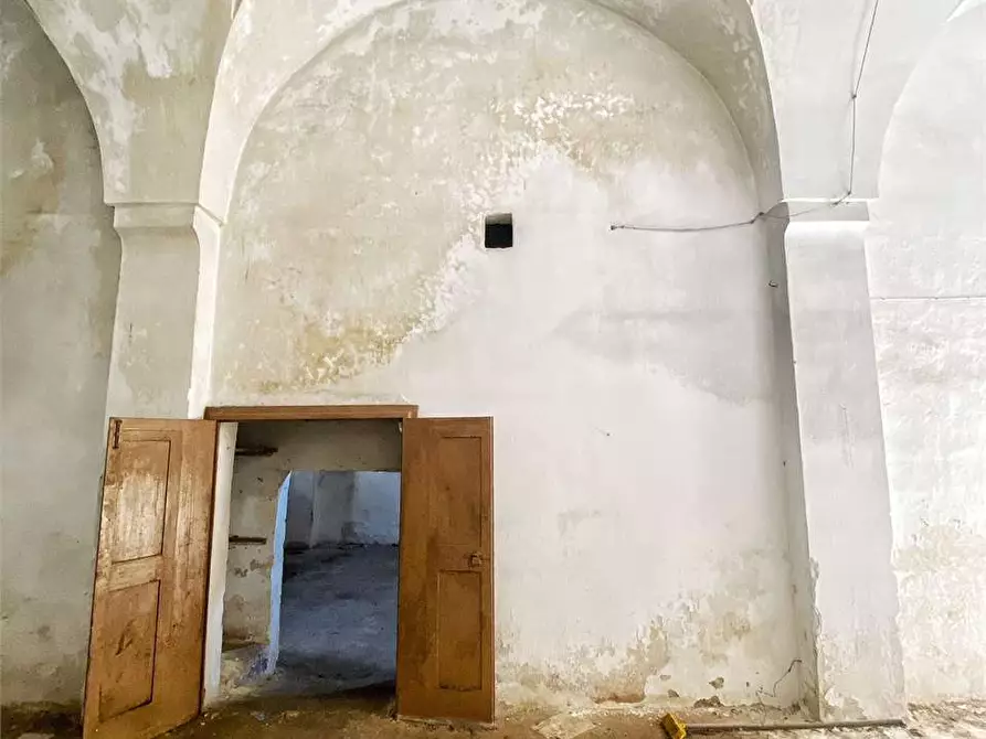 Immagine 22 di Stabile in vendita  in CAVOUR 25 a Casarano