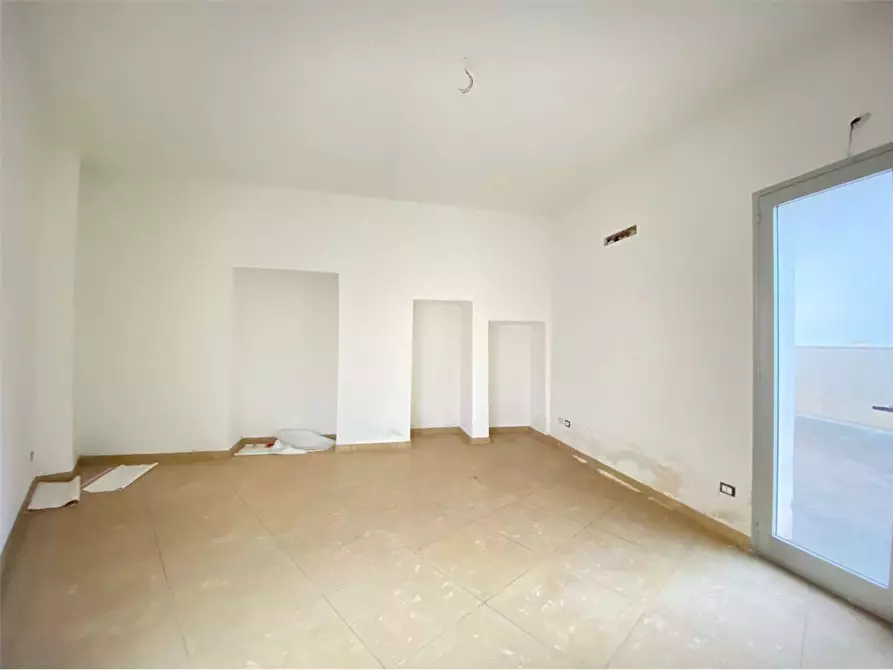 Immagine 5 di Negozio in affitto  in Corso XX Settembre a Casarano