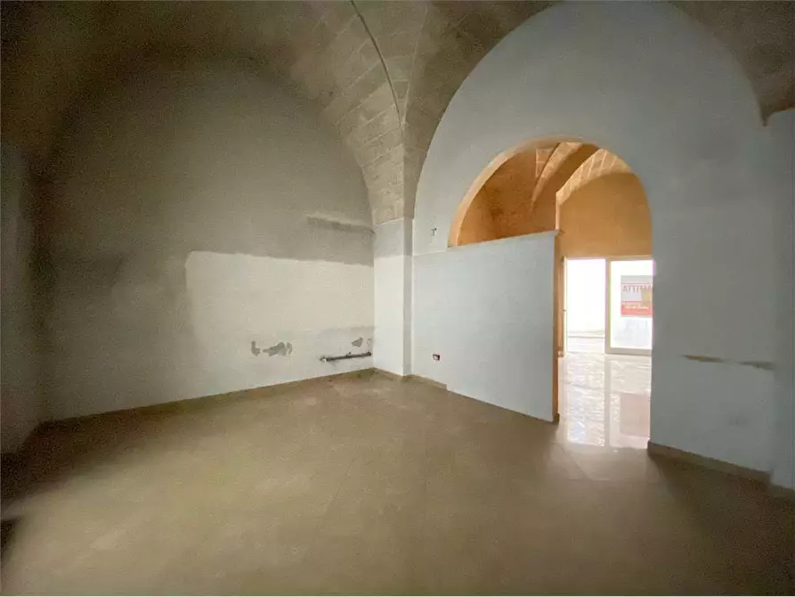 Immagine 4 di Negozio in affitto  in Corso XX Settembre a Casarano