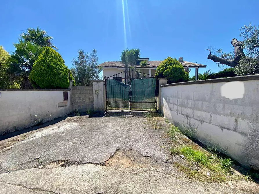 Immagine 38 di Villa in vendita  a Ruffano