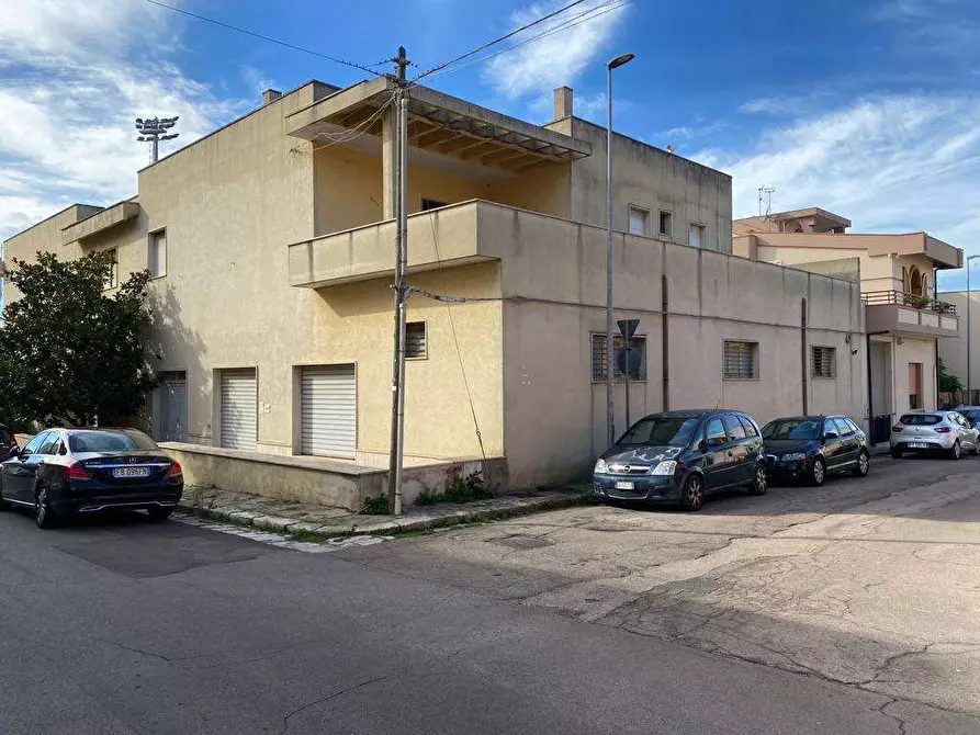 Immagine 4 di Appartamento in vendita  in Via Amalfi 5 a Casarano
