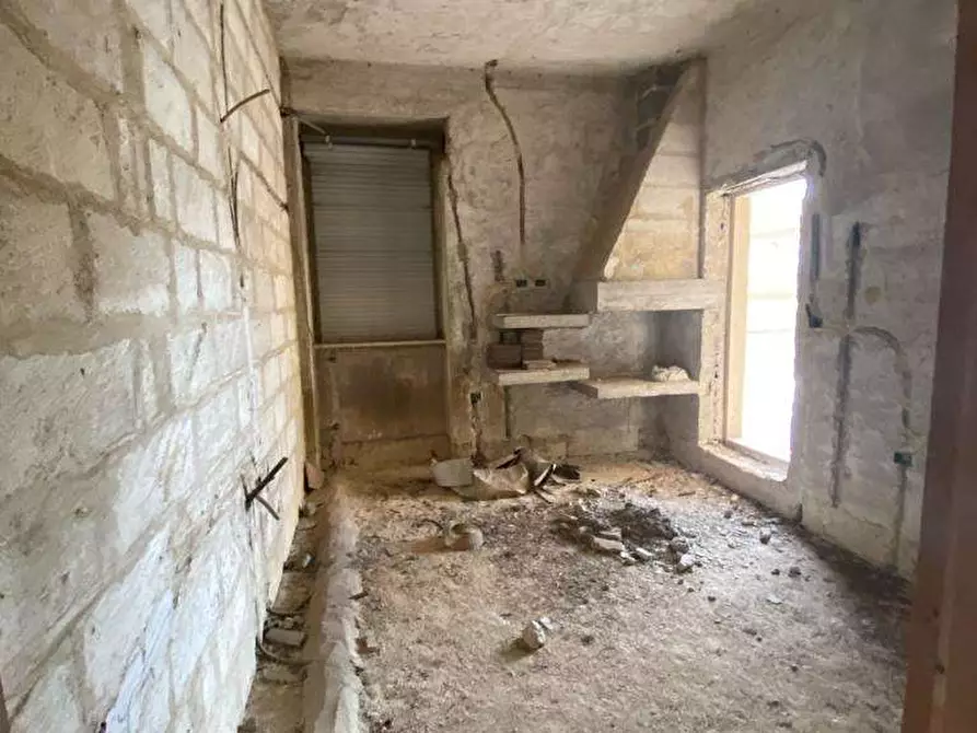 Immagine 10 di Appartamento in vendita  in Via Amalfi 5 a Casarano