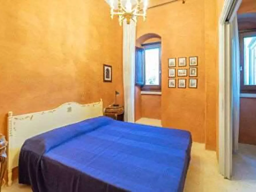 Immagine 21 di Stabile in vendita  in via Raeli  29 a Tricase