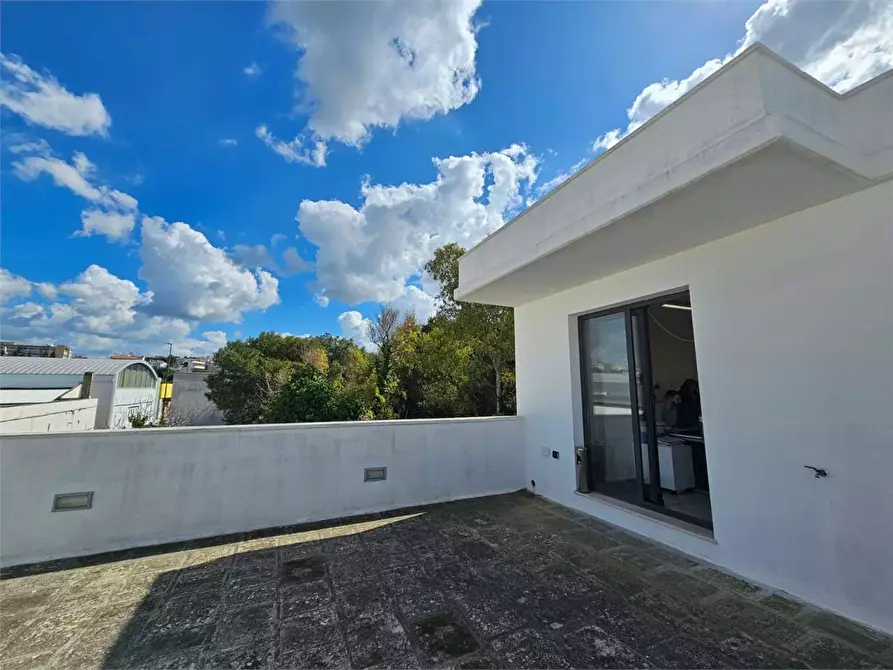 Immagine 9 di Ufficio in affitto  in via nardò 20 a Casarano