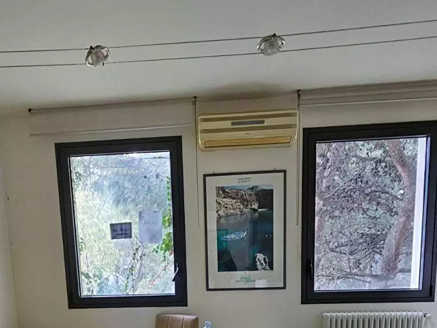 Immagine 10 di Ufficio in affitto  in via nardò 20 a Casarano
