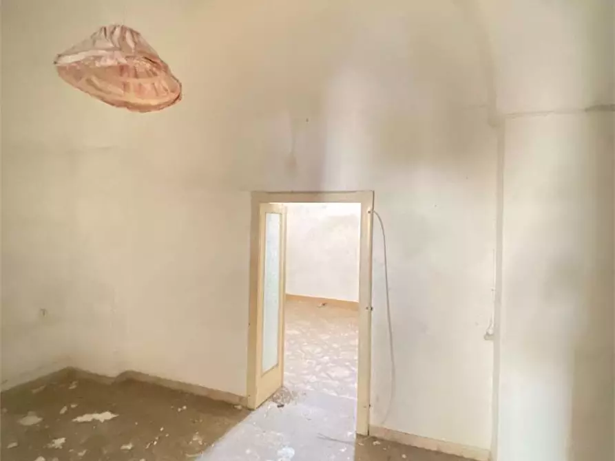 Immagine 13 di Stabile in vendita  in Via bortone 10 a Ruffano