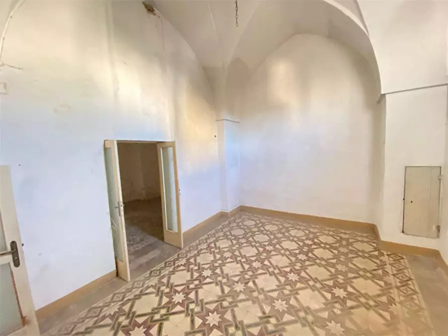 Immagine 14 di Stabile in vendita  in Via bortone 10 a Ruffano