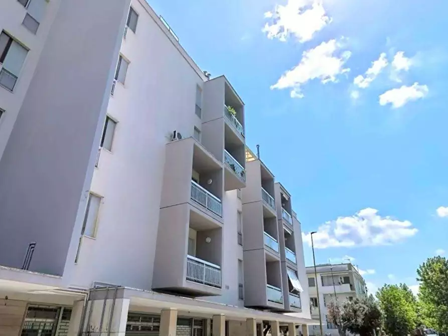 Immagine 2 di Appartamento in vendita  in via cisternella  12 a Casarano