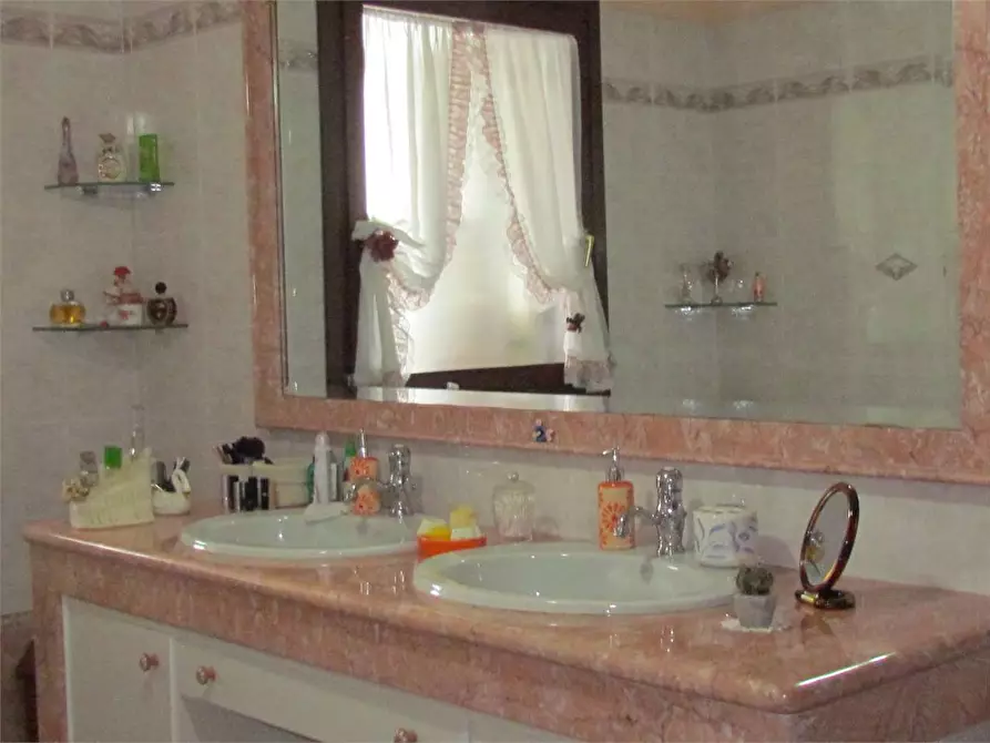 Immagine 24 di Villetta a schiera in vendita  in via 8 marzo 7 a Gallipoli