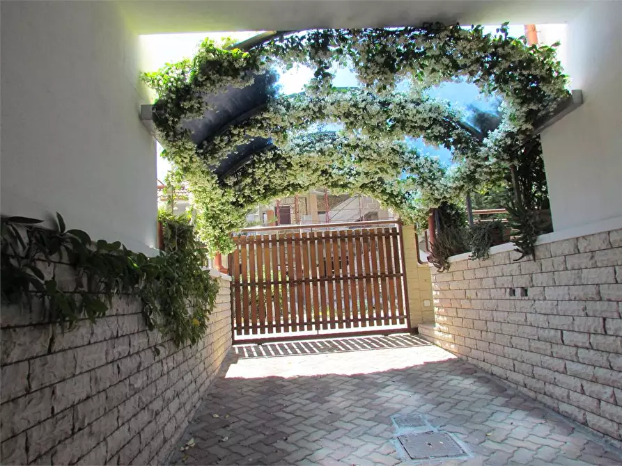 Immagine 27 di Villetta a schiera in vendita  in via 8 marzo 7 a Gallipoli