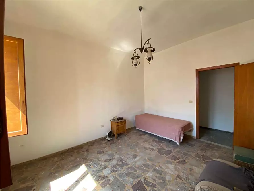 Immagine 11 di Casa indipendente in vendita  in via amatore sciesa a Casarano