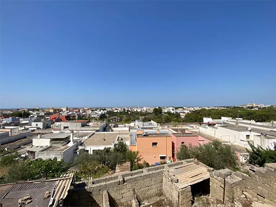 Immagine 7 di Casa indipendente in vendita  in via amatore sciesa a Casarano