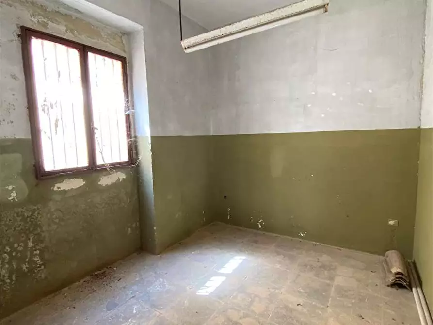 Immagine 3 di Casa indipendente in vendita  in via amatore sciesa a Casarano